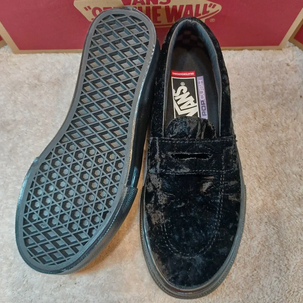 Vans Men's 4/Women's 5.5 Style 53 Slip On Black Velvet VN0A5HEL5AA